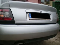 Audi A4 B5 Sedan - LISTWA Czarna na Klapę Tuning