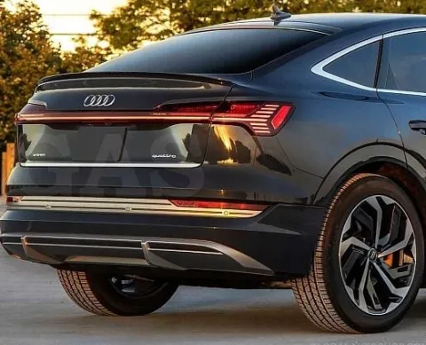 Audi E-TRON Sportback Listwa CHROM na Klapę Tuning