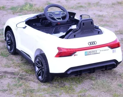AUTO NA AKUMULATOR AUDI RS E-TRON GT , MIĘKKIE KOŁA, MIEKKIE SIEDZENIE, SUPER JAKOSĆ/QLS6888