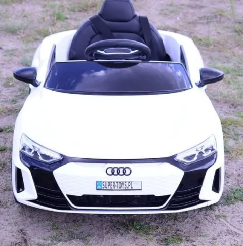 AUTO NA AKUMULATOR AUDI RS E-TRON GT , MIĘKKIE KOŁA, MIEKKIE SIEDZENIE, SUPER JAKOSĆ/QLS6888