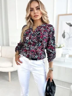 BLUZKA DAMSKA luźna elegancka miękka dzianina dekolt guziki kwiaty