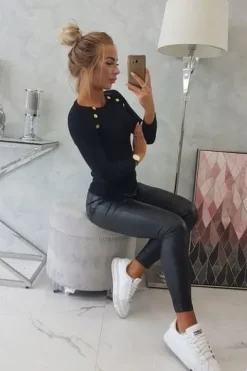 Bluzka damska z ozdobnymi guzikami WIOSNA LATO