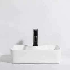 CERAMICZNA BIAŁA UMYWALKA NABLATOWA STAWIANA NA BLAT