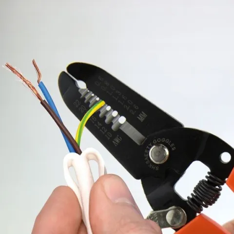 Ściągacz izolacji do kabli 0,6-2,6 mm automatyczny VERGIONIC