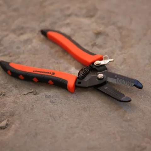 Ściągacz izolacji do kabli 0,6-2,6 mm automatyczny VERGIONIC