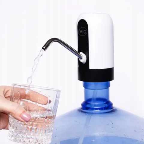 DOZOWNIK DO WODY ViO E7, ELEKTRYCZNA POMPKA DO BUTLI 13L I 19L CZARNO-BIAŁY