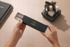 Długopis Parker Jotter Oryginalny czarny z grawerem na prezent etui gratis