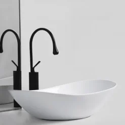 ELEGANCKA UMYWALKA NABLATOWA OWALNA CERAMICZNA BIAŁA NA BLAT POŁYSK
