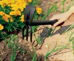 FISKARS SOLID Motyczka z tworzywa 137040