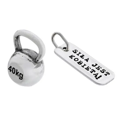Fit Kolekcja - Srebrne zawieszki na łańcuszek KETTLEBELL 001 / SIŁA JEST KOBIETĄ