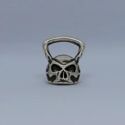 Fit Kolekcja - Zawieszka na łańcuszek srebrna KETTLEBELL CZASZKA