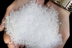 Granulat plastikowy biały 1 kg