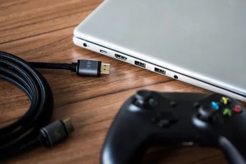 KABEL PRZEWÓD HDMI 2.0 HIGH SPEED 48bit TV PC PRO 3D 4K FHD/144Hz VAYOX 10m