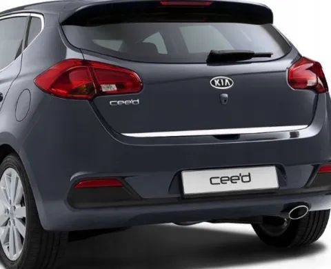 KIA Cee'd II HB JD - LISTWA CHROM Chromowana Klapa