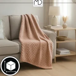 Koc ozdobny 200 x 220 cm narzuta na łóżko prezent pled brązowy wzór jodełka