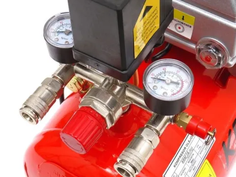 KOMPRESOR OLEJOWY SPRĘŻARKA 24L 230V 8BAR 205L/MIN
