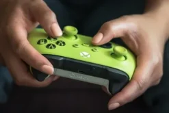 Kontroler XBOX Series X Elektryzująca zieleń