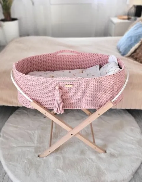 Kosz Mojżesza BOHO Handmade ze stojakiem - pastel pink