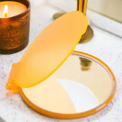LUSTERKO DO MAKIJAŻU KIESZONKOWE OKRĄGŁE ø62 mm 4 kolory gadżet