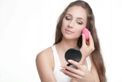 LUSTERKO DO MAKIJAŻU KIESZONKOWE OKRĄGŁE ø62 mm 4 kolory gadżet