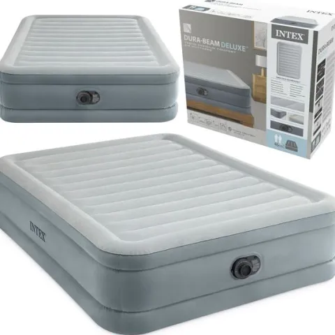 Materac dmuchany 203x152x46 cm z wbudowaną pompką elektryczną INTEX 64824ND