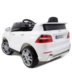 MERCEDES ML350 AMG TRZY SILNIKI, FUNKCJA BUJANIA,MIĘKKIE KOŁA, MIĘKKIE SIEDZENIE, MOCNY/ML350