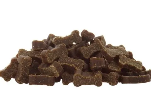 Miękkie przysmaki treningowe dla psa Chewies Jagnięcina Duże Kosteczki 200g