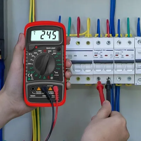 MULTIMETR MIERNIK PRĄDU CYFROWY ELEKTRYCZNY LCD
