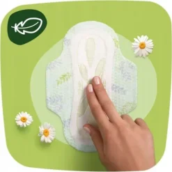 NATURELLA ULTRA PODPASKI HIGIENICZNE ZE SKRZYDEŁKAMI MAXI 16 SZT