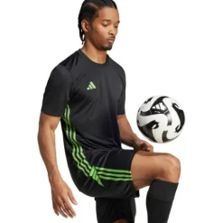 ND05_JI8825-S JI8825 Koszulka meska adidas Tabela