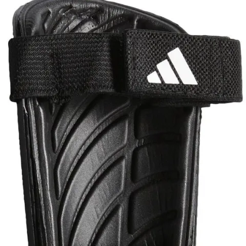 Ochraniacze piłkarskie adidas Tiro Match Club Jr IP3996 L
