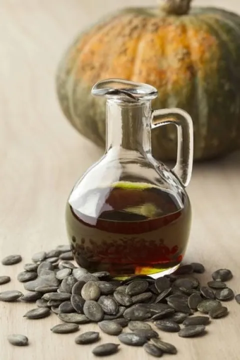 Olej z pestek dyni 500ml zimnotłoczony 100% świeży z polskich pestek