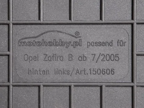 Opel Zafira B (05-11) DYWANIKI GUMOWE STOPERY 7OS.