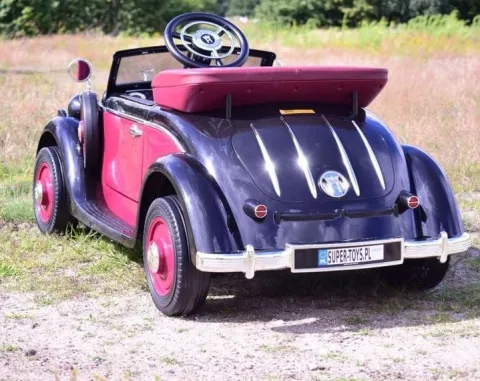 ORYGINALNE AUDI HORSCH DLA DZIECKA I DLA RODZICA DO 100 KG, 4X4/JE1005