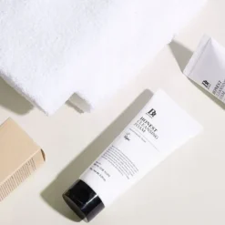 Pianka oczyszczająca do mycia twarzy BENTON Honest Cleansing Foam 150g