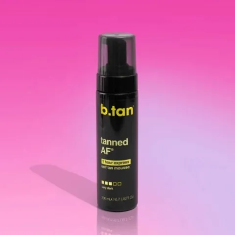 Pianka Samoopalająca Najmocniejsza efekt w 1 godzinę b.tan Tanned AF 200ml