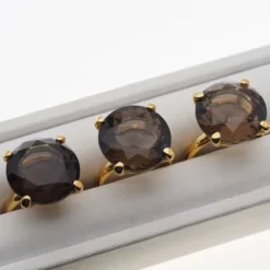 Pierścionek - Kwarc dymny okrągły (szlif diamentowy) w srebrze złoconym 15 (Średnica wewnętrzna 17,33 mm)