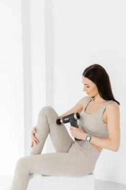 PISTOLET DO MASAŻU MASSAGEGUN 6 Końcówek Akumulator MASAŻER Ręczny VENGA