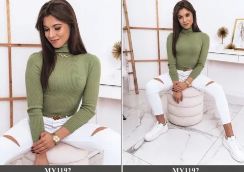 PRĄŻKOWANY SWETER DAMSKI GOLF KOLORY ox129 UNI