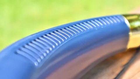 PRZENOŚNY WIATRAK SPORTOWY WENTYLATOR NA SZYJĘ USB 2000 mAh 10 GODZIN PRACY