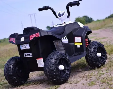 QUAD NA AKUMULATOR, DWA SILNIKI, DWA AKUMULATORY, MIĘKKIE KOŁA/S601