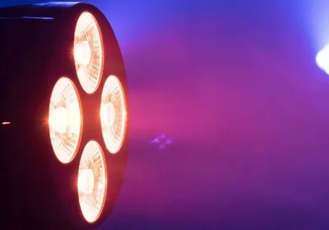 Reflektor sceniczny oświetlenie Dj ruchoma głowa 45W LED UV RGBAW DMX