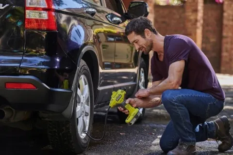 RYOBI KOMPRESOR AKUMULATOROWY POMPKA SOLO 18V 10,3 BAR 16L / MIN R18PI-0