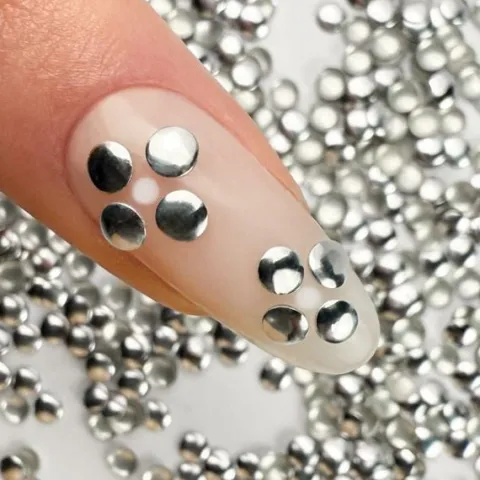 ShinePins gładkie ćwieki ozdoby do paznokci large NTN Premium Nr 2 5g