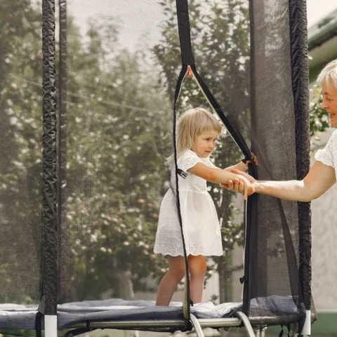 Siatka do trampoliny zewnętrzna 10FT 305 cm 8 słupków
