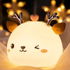 Silikonowa lampka nocna Jelonek led rgb
