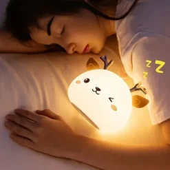 Silikonowa lampka nocna Jelonek led rgb