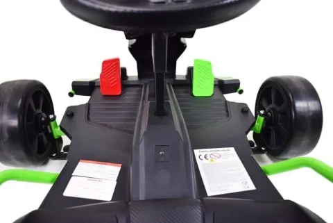 SZYBKI GOKART FAST 3 Z FUNKCJĄ DRIFTU 24 V, RADIO, BLUETOOTH/BDM0933