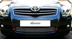 Toyota AVENSIS T25 - Listwy CHROM na GRILL atrapa