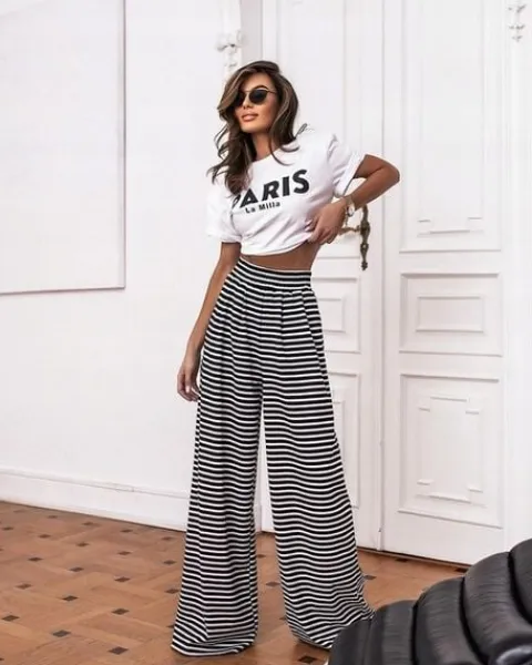 T-SHIRT DAMSKI PARIS BIAŁY